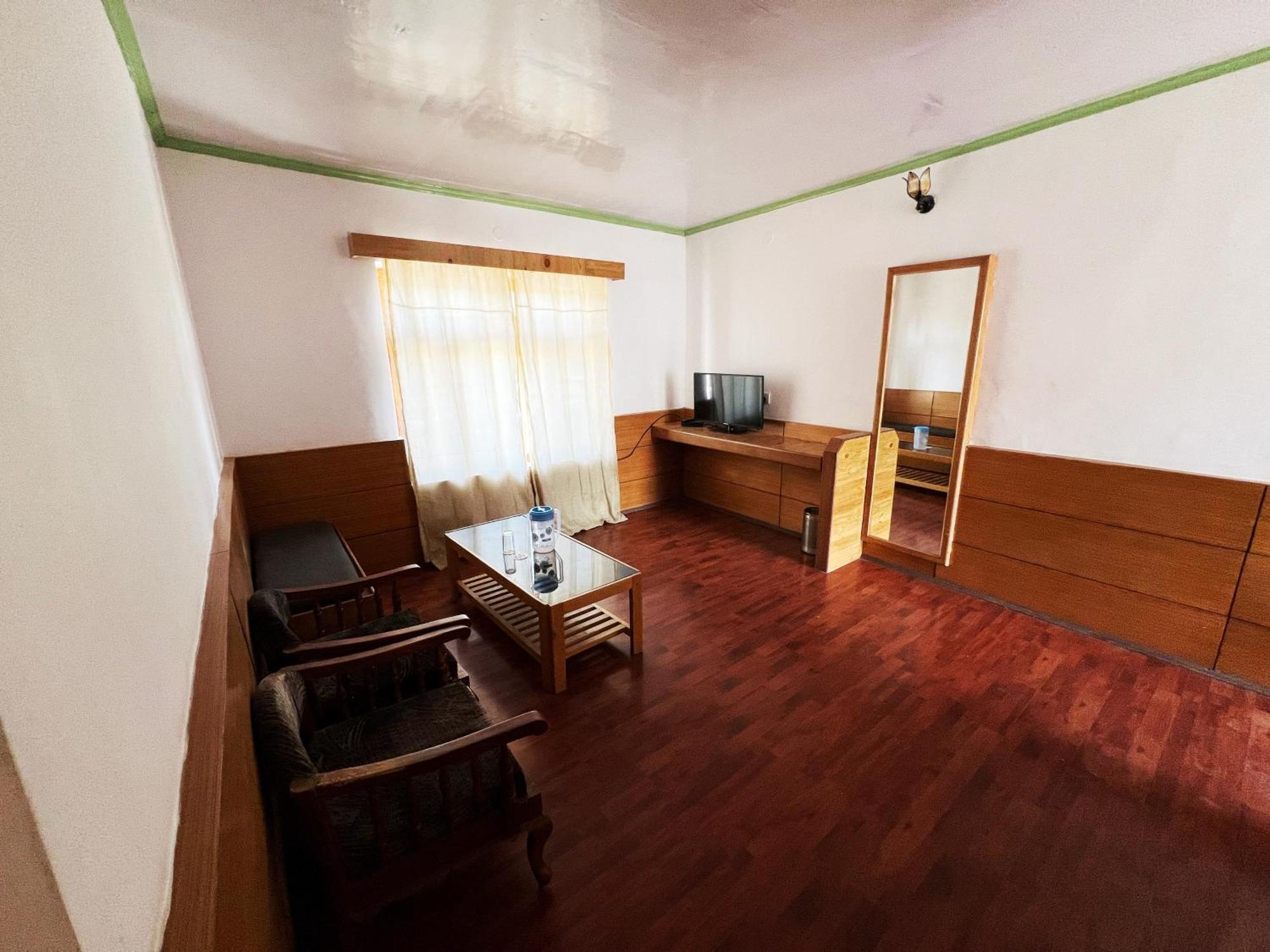 Hotel Lumbini Leh Eksteriør bilde